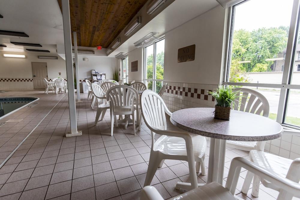 Everspring Suites Bismarck Exteriör bild